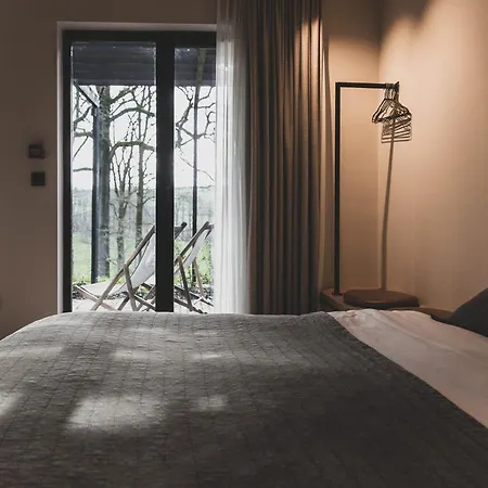 Wood Hotel