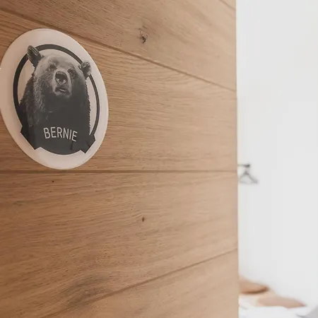 Wood Hotel 3*