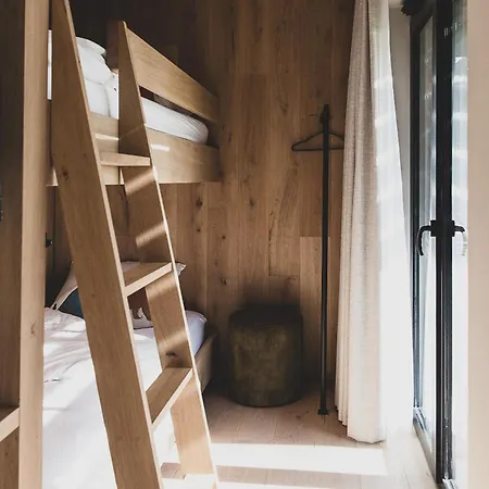 Wood Hotel