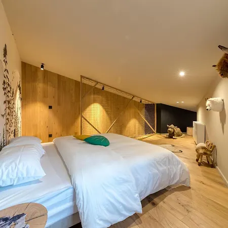 Wood 3* Theux